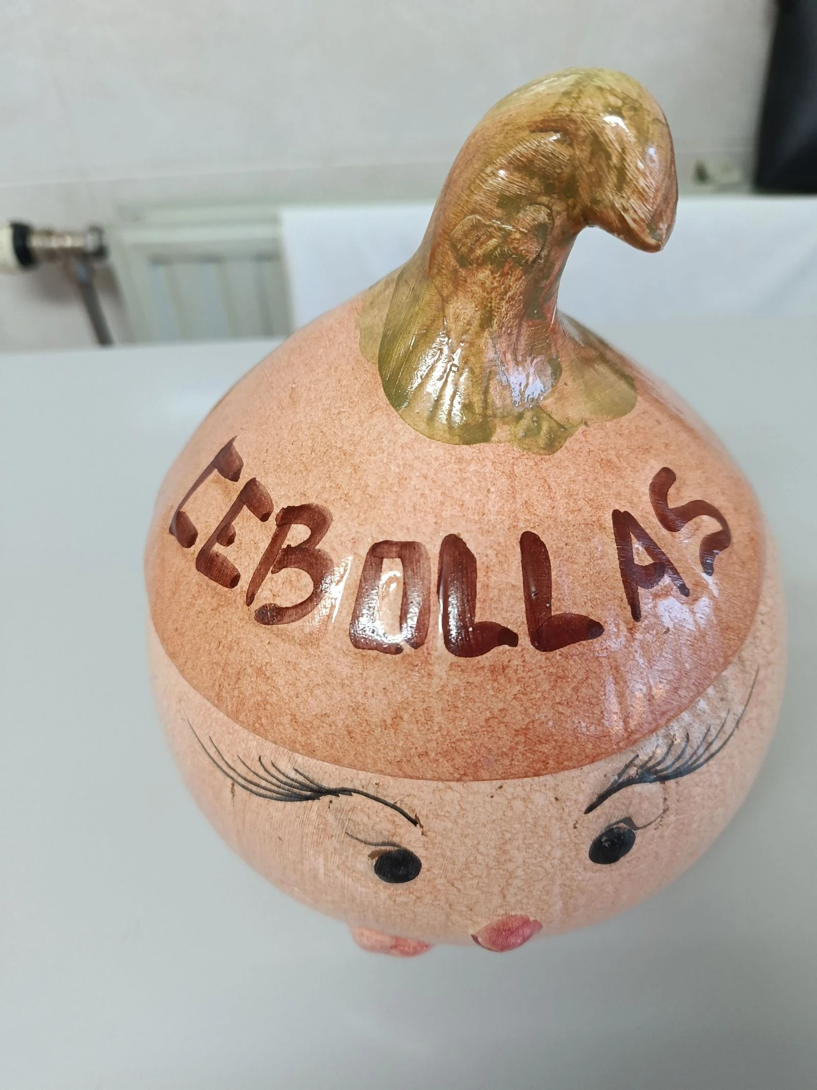 Recipiente para cebolas de cerâmica. – photo 2
